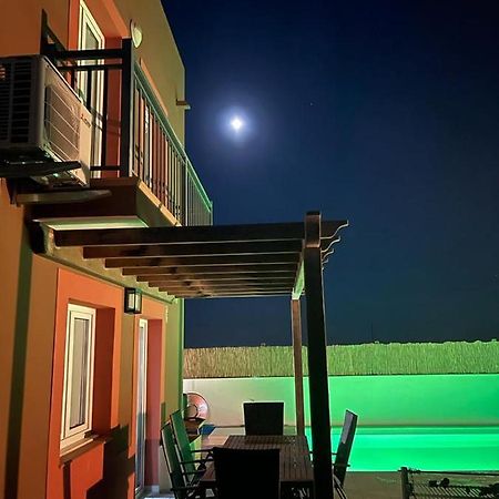 Villa Marie Agradable Y Tranquila Maison Con Piscina コラレホ エクステリア 写真