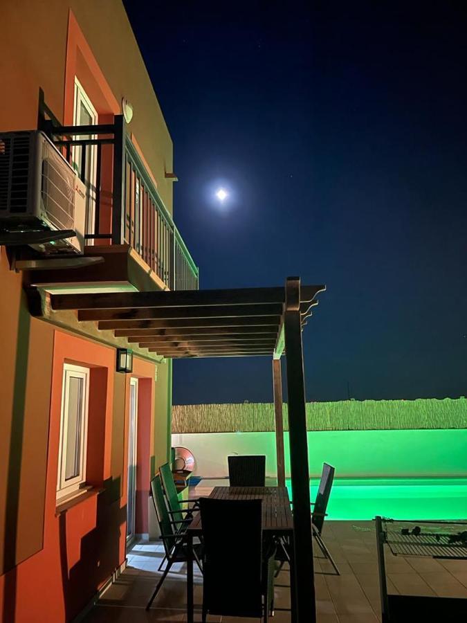 Villa Marie Agradable Y Tranquila Maison Con Piscina コラレホ エクステリア 写真