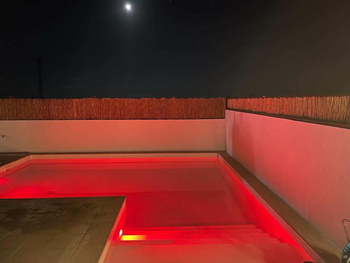 Villa Marie Agradable Y Tranquila Maison Con Piscina コラレホ エクステリア 写真